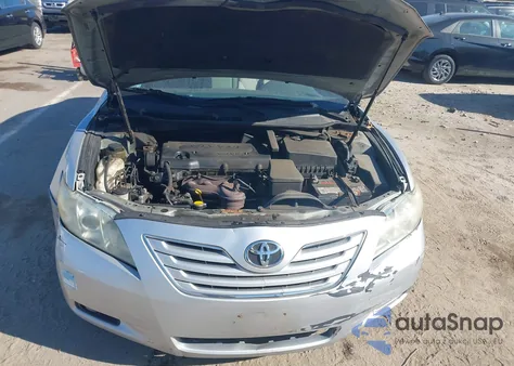 2008 Toyota Camry Ce/Le/Xle/Se z USA, uszkodzony, nr VIN 4T1BE46K28U757010